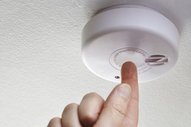 Check your Smoke Alarms during daylight savings